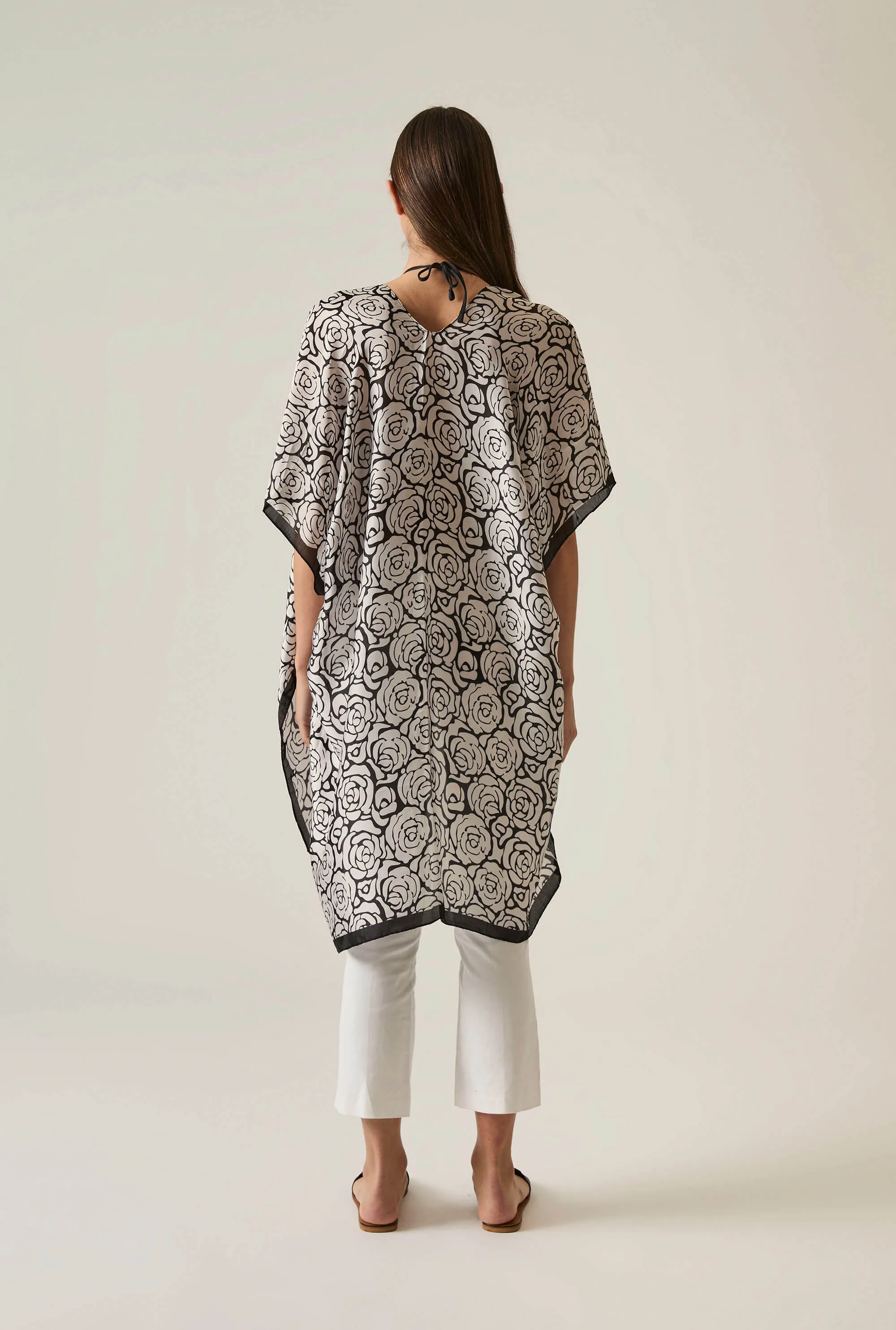 Abstract Black-White Rose Kaftan