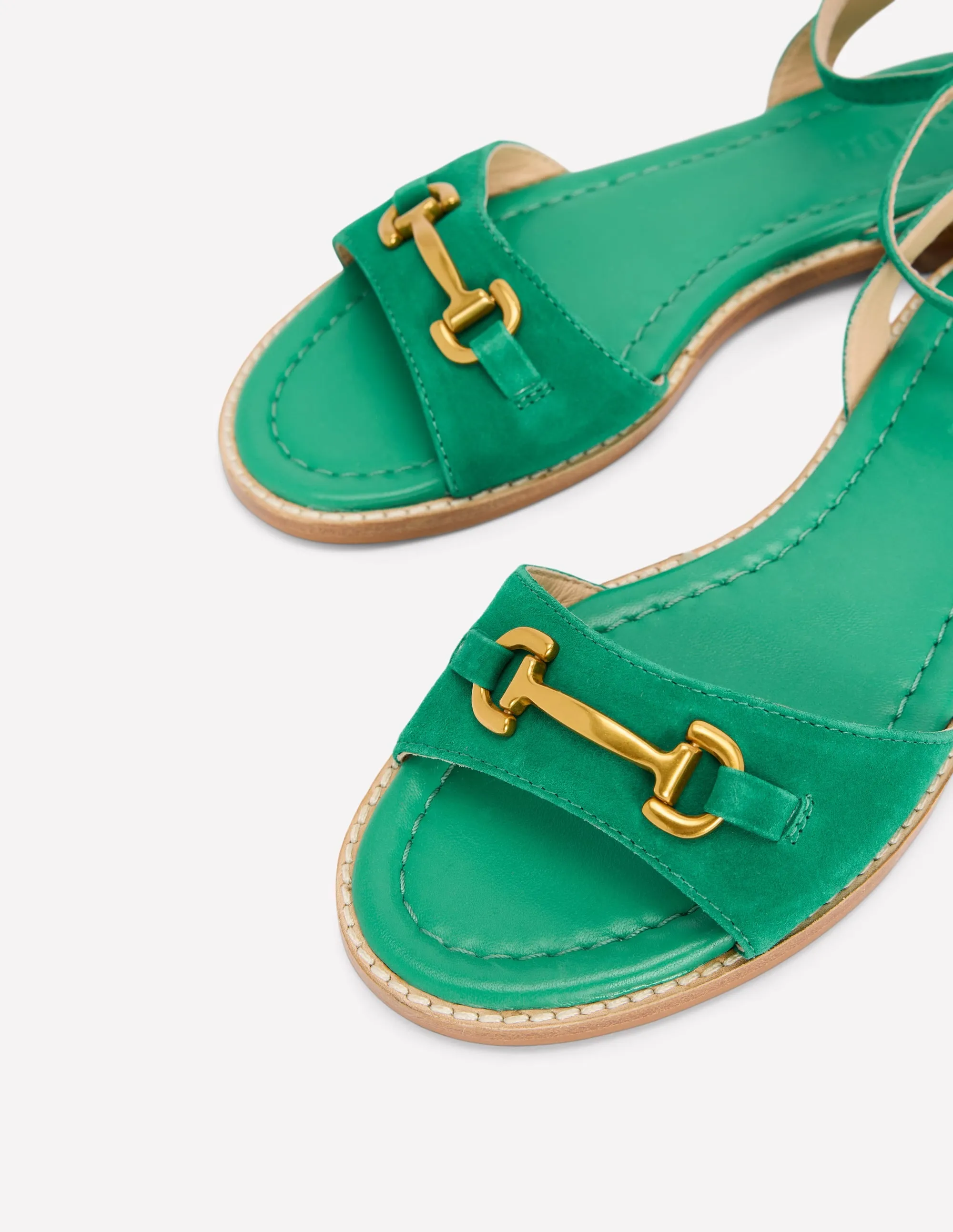 Iris Snaffle Flat Sandals-Rich Emerald