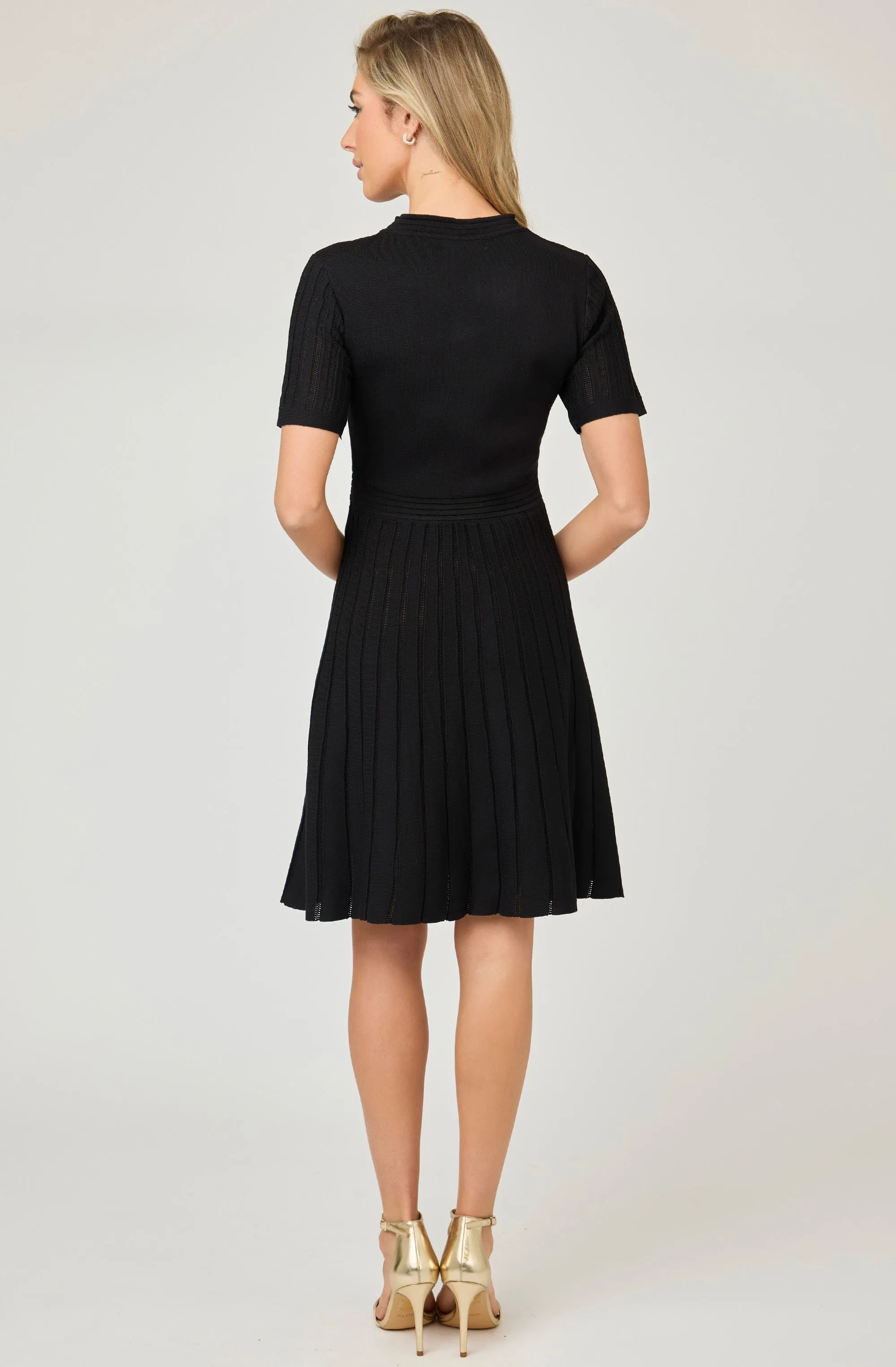 Knit Short Sleeve Dress with Gold Buttons