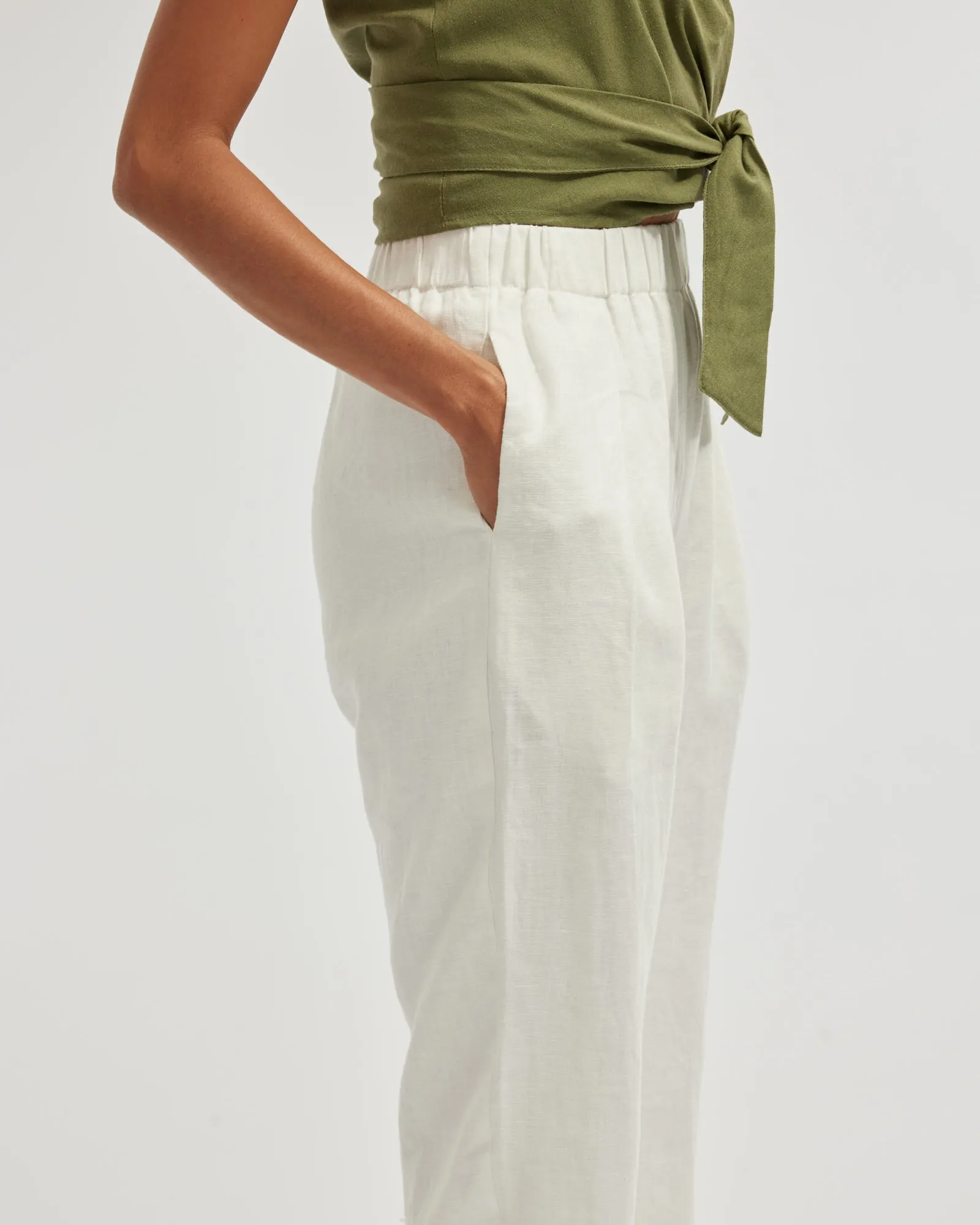 Naomi Wrap Crop Shirt - Olive