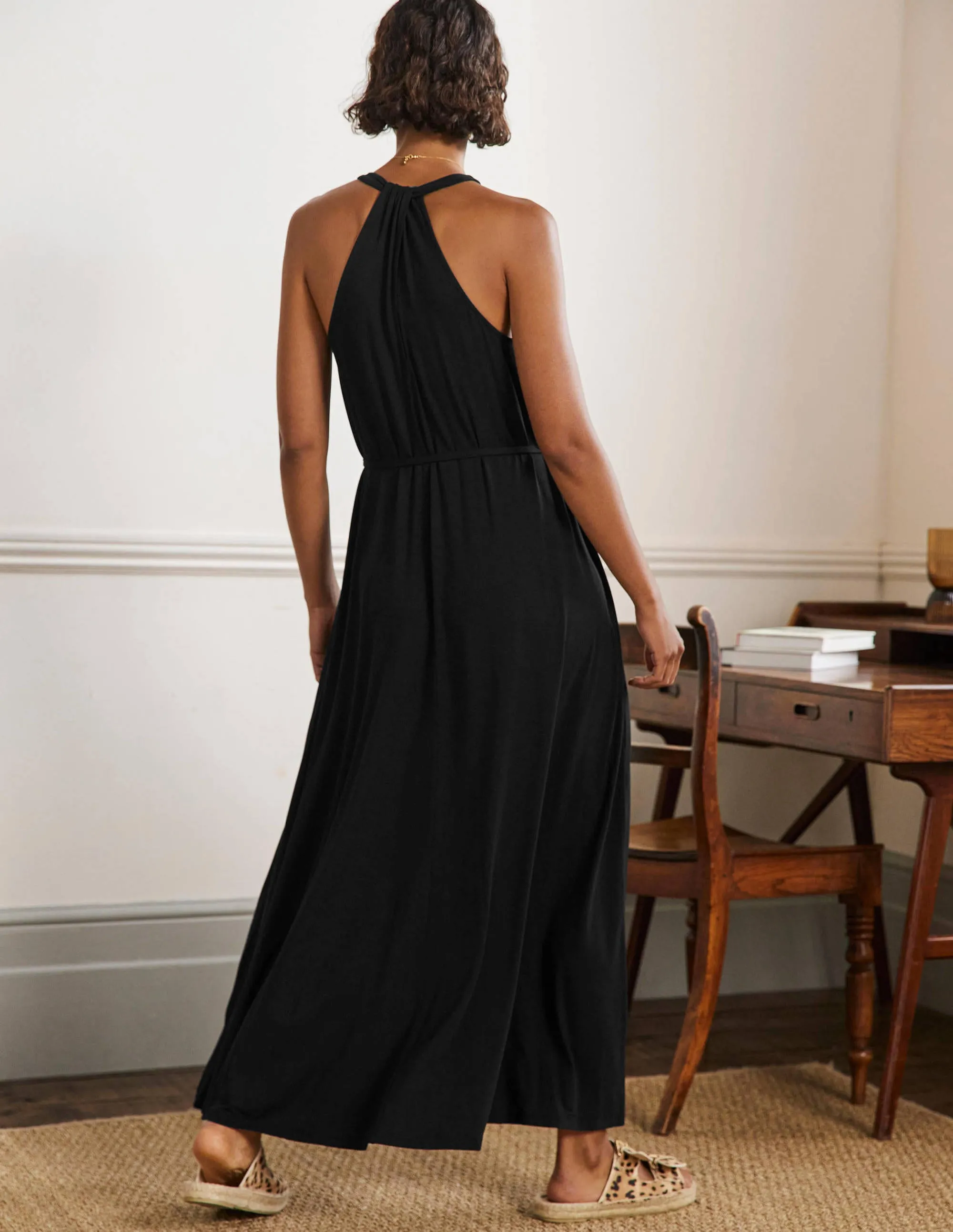 V-Neck Jersey Maxi Dress-Black