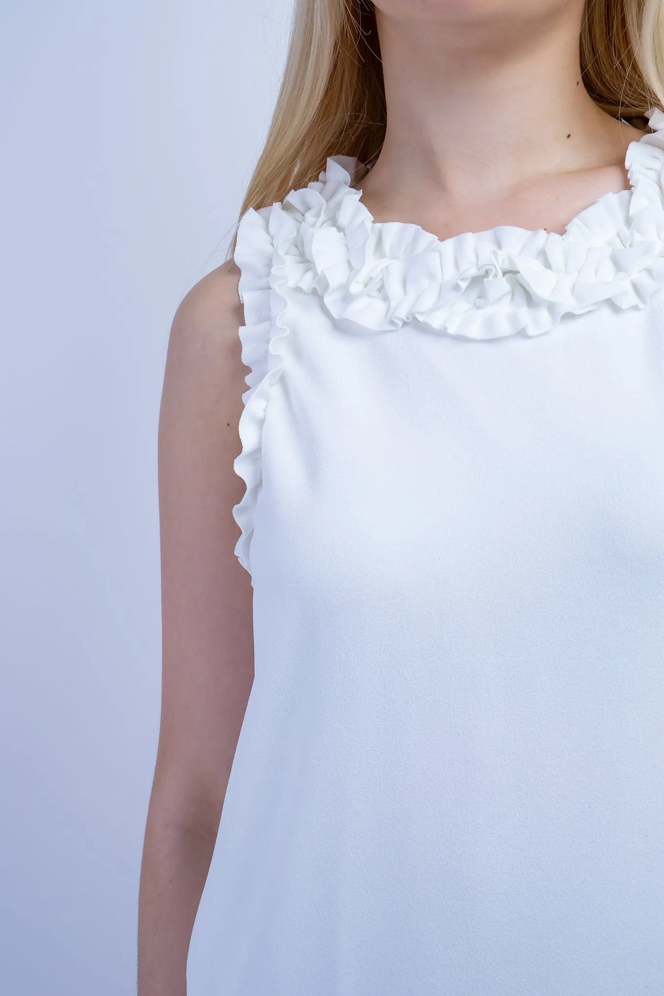 White Small Ruffle Trim Shift Dress
