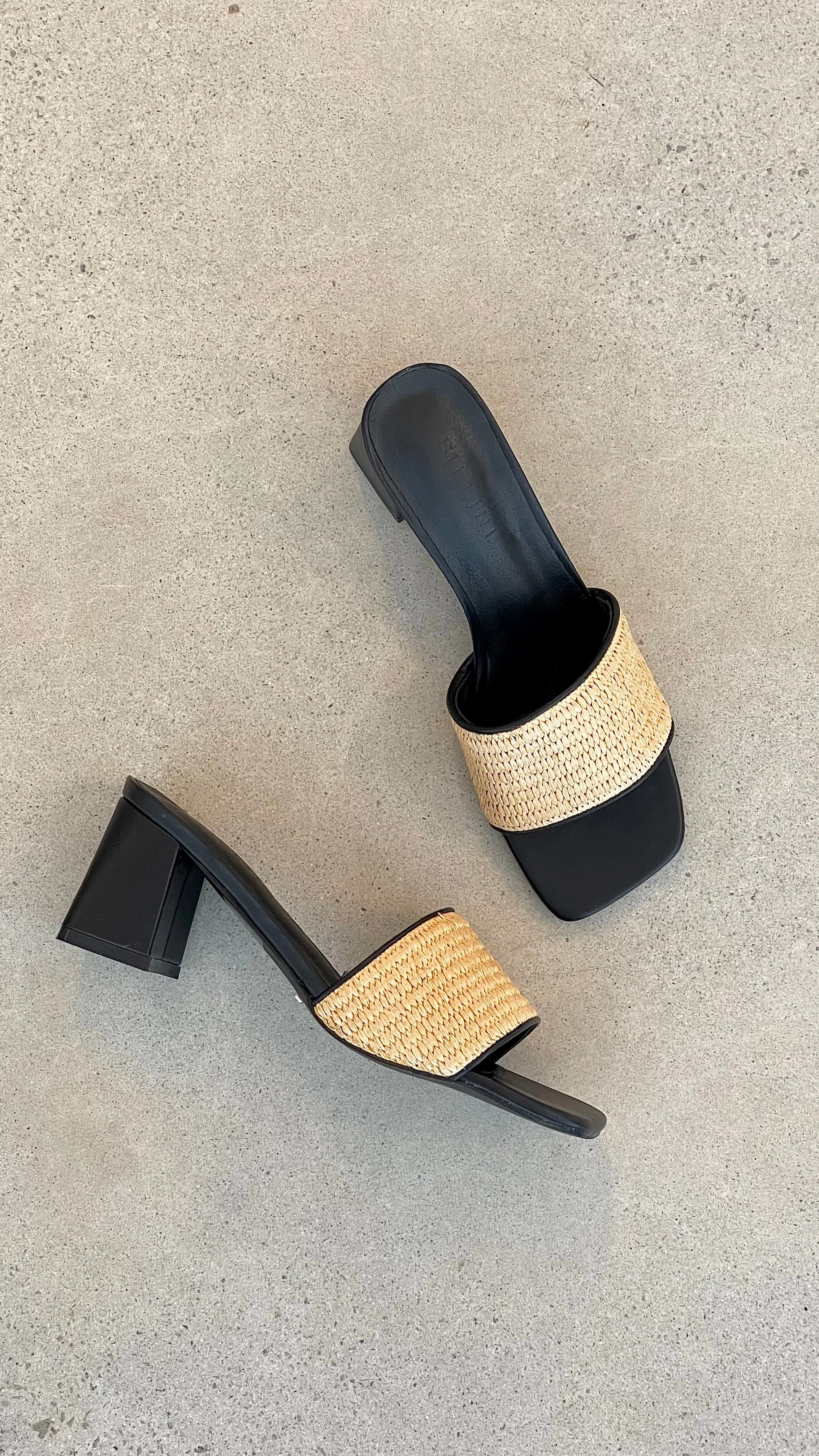 Yarina Heel - Natural Raffia-Black