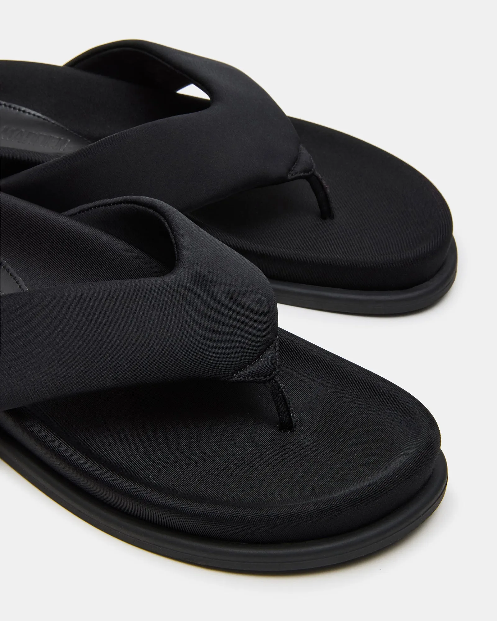 ZINNIA BLACK